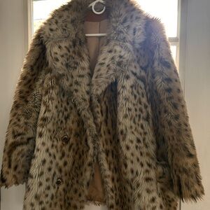 Chic Leopard Print Teddy Jacket